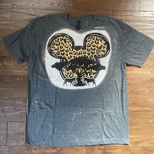 XL Unisex Disney Animal Kingdom inspired softstyle Shirt